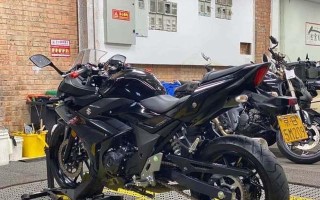 铃木GSX250R前转向灯修复指南（解决你的转向灯问题）