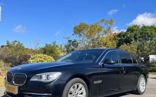 2013款宝马730li（解析730li的豪华配置）