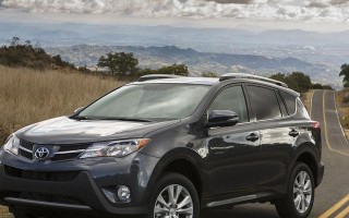 一汽丰田RAV4转向灯展示（全新设计，更安全可靠，RAV4转向灯为您的行驶增添魅力）