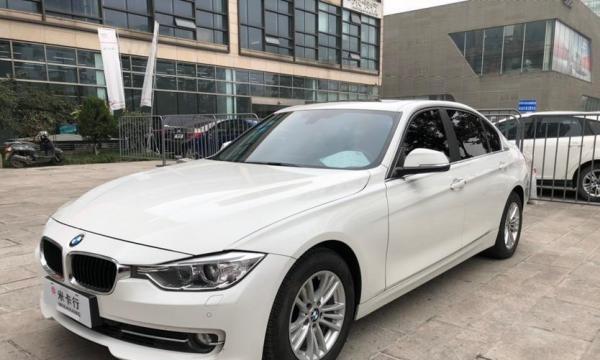 探索宝马320li（2014款宝马320li参数详解，感受驾驶的乐趣）-第1张图片-好赞用车