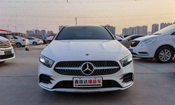 2021款奔驰A200L报价及参数详解（奔驰A200L——豪华与性能的完美结合）-第1张图片-好赞用车